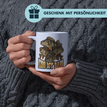 Kiss My Bass Wortspiel Barsch Angeln Kaffee Tasse
