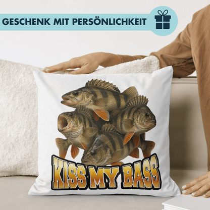 Kiss My Bass Wortspiel Barsch Angeln Deko Kissen
